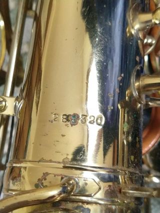 Antique 1940 ' s H.  N.  White King Zephyr Alto Saxophone with Case - 12