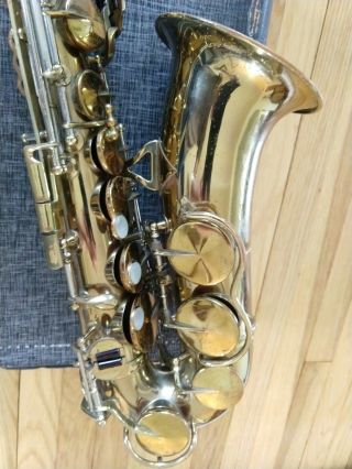 Antique 1940 ' s H.  N.  White King Zephyr Alto Saxophone with Case - 4