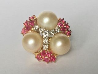 18k Yellow Gold Pearl,  Ruby,  Diamond Ring: Natural South Seas G - H Vs2