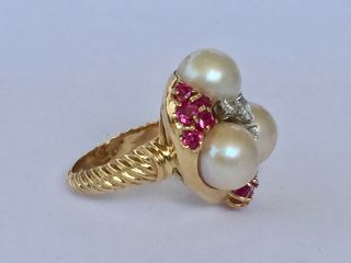 18K Yellow Gold Pearl,  Ruby,  Diamond Ring: Natural South Seas G - H VS2 8