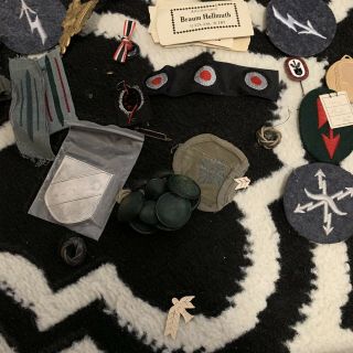 WEHRMACHT KRIEGSMARINE SS LUFTWAFFE BAG OF RANDOM MILITARIA 5