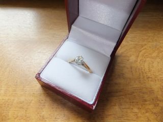 Wonderful Art Deco 18 ct gold / plat diamond Solitaire ring,  0.  85 carat.  wow 5