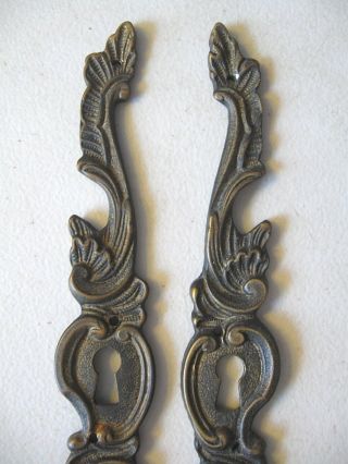 (2) ANTIQUE / VINTAGE - - FURNITURE KEYHOLE DECORATIONS / COVERS - - SOLID BRASS 5