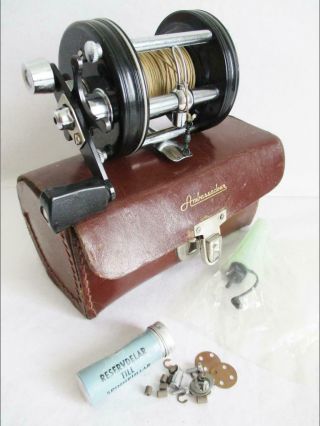 Vintage Abu Ambassadeur 6000 Fishing Reel 2.  5 Inches Diameter,  Leather Case