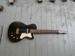Vintage 1961 Danelectro Silvertone U - 1 Electric Guitar