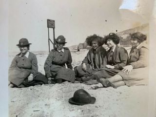 1917 WWI British Women ' s Army Auxiliary Corps (WAAC) on Beach Photo 2