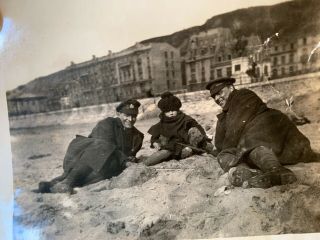 1917 WWI British Women ' s Army Auxiliary Corps (WAAC) on Beach Photo 4