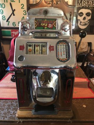 Antique Slot Machine 5¢ O.  D.  Jennings 1946 Standard Chief