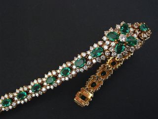 Vintage 1970s Harry Winston Colombian Emerald and Diamond Bracelet in 18K Gold 3