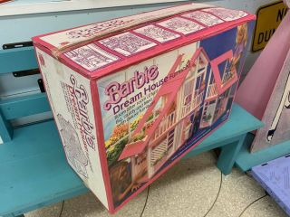 vintage Barbie DREAM HOUSE FURNISHED FreeShipping 2
