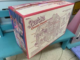 vintage Barbie DREAM HOUSE FURNISHED FreeShipping 3