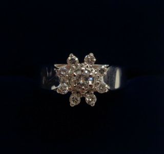 Vintage Fine Diamond Cluster Ring 18ct White Gold - Size M (us 6.  25) - 4.  4 Grams