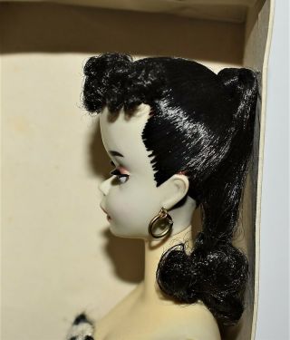 Vintage Ponytail Barbie 3 Pale Ivory,  Brown Eyeshadow,  Boxed Japan on foot 5