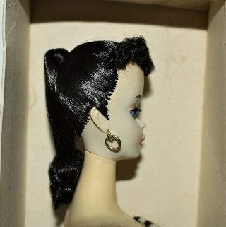 Vintage Ponytail Barbie 3 Pale Ivory,  Brown Eyeshadow,  Boxed Japan on foot 6