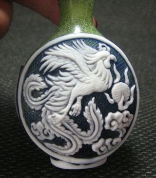 Special Chinese Glass Carve Dragon Phoenix Design Snuff Bottle 8