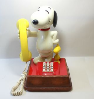 Vintage The Snoopy And Woodstock Phone Touch Tone - 1976 - Rare