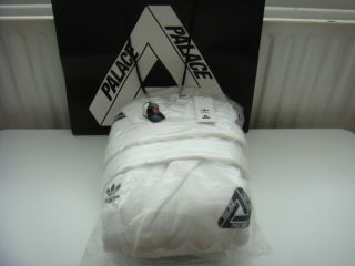 Palace X Adidas Bath Robe White Xl Skateboards/polo/boxing/ali/heavyweight/ralp