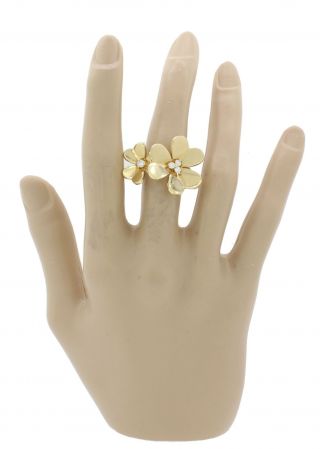 Van Cleef & Arpels 18k Yellow Gold Frivole Between The Finger Flower Ring BP J8 7