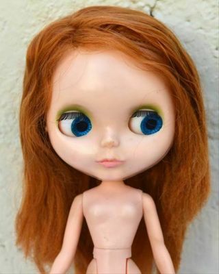 VINTAGE KENNER BLYTHE DOLL 1972 REDHEAD WITH A SIDEPART W DRESS 2