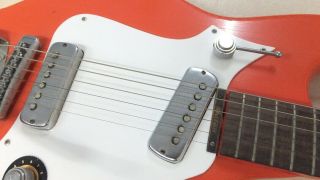 1964 - ' 65 Vintage MATON Flamingo Electric guitar Model F555 electric guitar. 4