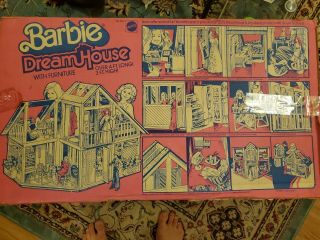Vintage 1978 Barbie Dream House With Furniture, 2