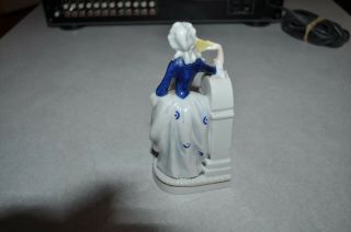 Antique German Porcelain Figurine Blue And White Colonial Lady 6 Inch 3