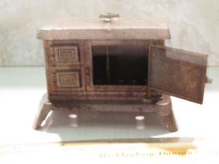 Child ' s small cast iron stove,  pre 1900 ' s. 2