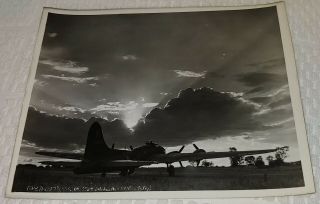 5 Ww2 B - 17 Bomber Photography 8x10 World War 11 Photos Army Navy Air Force