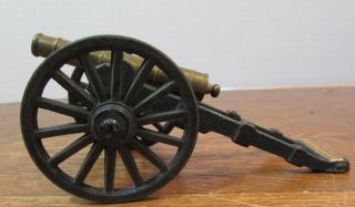 Vintage Cast Iron & Brass 1/29 Mf Co.  Cannon Old Fort Niagara