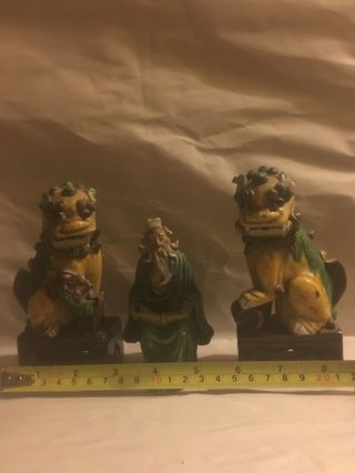 Antique Chinese Very Old Pair Porcelain Foo Lions And Mud Man Figurine