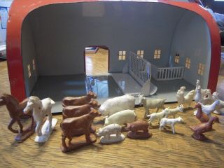 Vintage Susy Goose Toys Friendly Acres Dairy Farm Tin Barn Rubber Animals 2
