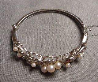 14K White Gold Hinged Filigree Bangle Bracelet 9 Pearls & 24 Tiny Diamonds 15.  6g 2