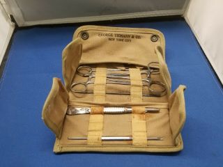 Vintage Wwii U.  S.  N.  M.  D.  Pocket Case With Surgical Knives And Other Accessories
