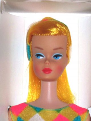 Mattel - Color Magic Barbie Orig Swimsuit - Yellow - Gold Hair - Vintage 1966 Nrfb