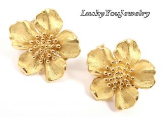 Rare Vintage Tiffany & Co 18k Yellow Gold Dogwood Flower Wild Rose Earrings
