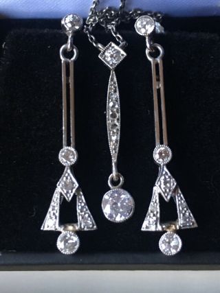 Art Deco 18ct White Gold Diamond Earrings And Necklace 0.  80tcw