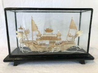 Oriental Model Dragon Ship In Wood/glass Case (ref Y588)