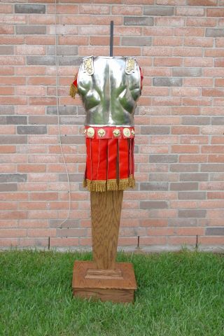 Greek Roman armor armour stand ancient war trophy greave breastplate helmet 3