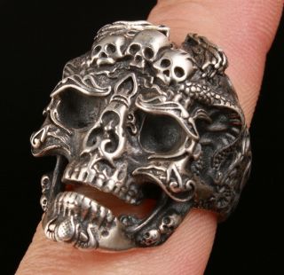 Precious China 925 Silver Ring Statue Old Hand Carving Skull Exorcism Mascot
