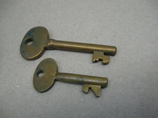 Antique 2 Solid Brass Barrel Skeleton Padlock Lock Keys