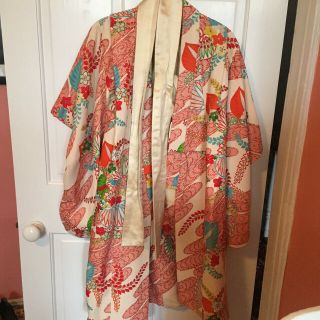 Vintage Japanese Mid - Length Kimono,  Colorful Pattern,  Ivory Sash