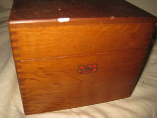 Weis Index Card File Box Oak Wood Hinged Lid 13 