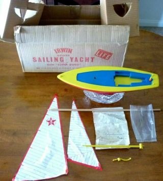 Vintage 17 Inch Irwin Plastic Toy Yacht With Box