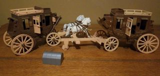 2 Two Toys Collectable Ideal Roy Rogers Stage Coach Stagecoach Wagons & Horses