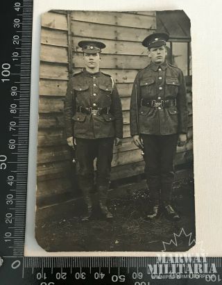 Ww1 Postcard British Army Two Soldiers Standing At Attention (16815)