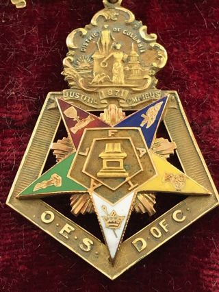 Antique Masonic 14K Past Grand Patron Testimonial Jewel 33.  1 grams with case. 3