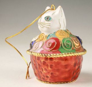 PRECIOUS CHINESE CLOISONNE ENAMEL HAND - MADE MASCOT CARVING CAT STATUE PENDANT 2
