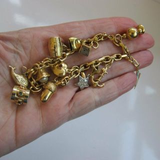 Vintage 18ct Yellow Gold Charm Bracelet 41gr 12 Charms