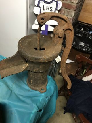 Vintage Cast Iron Hand Water Pump.