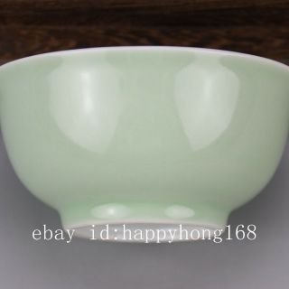 Chinese antique old hand - carved porcelain bean green glaze A small bowl b02 2